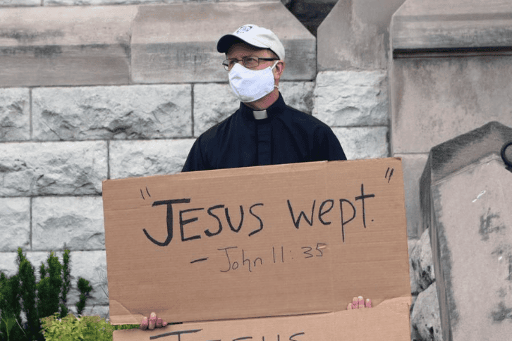 UCS/Jesuits-St Louis